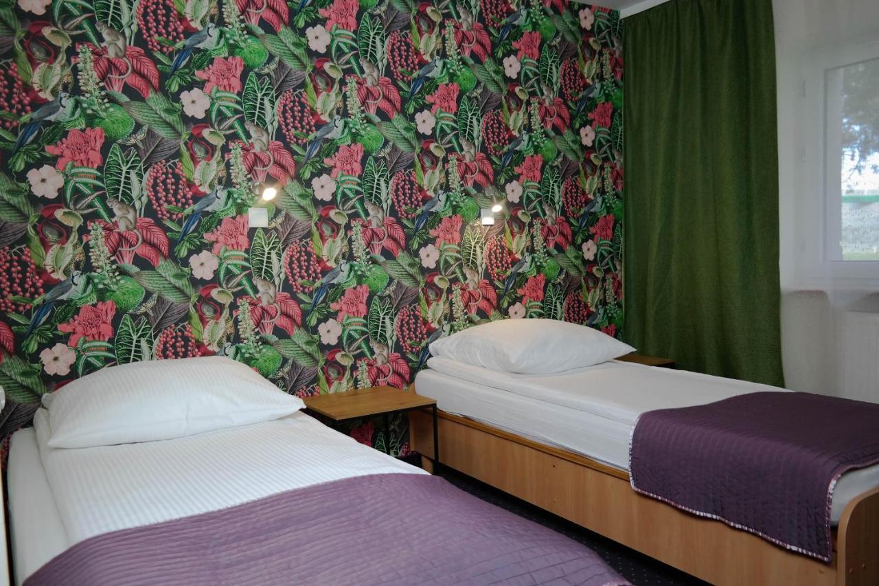 Hotel George Nadarzyn Eksteriør bilde