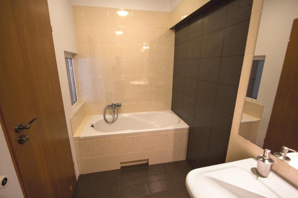 Hotel George Nadarzyn Rom bilde